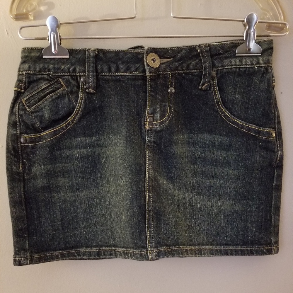 Zana Di Mini Denim Skirt.